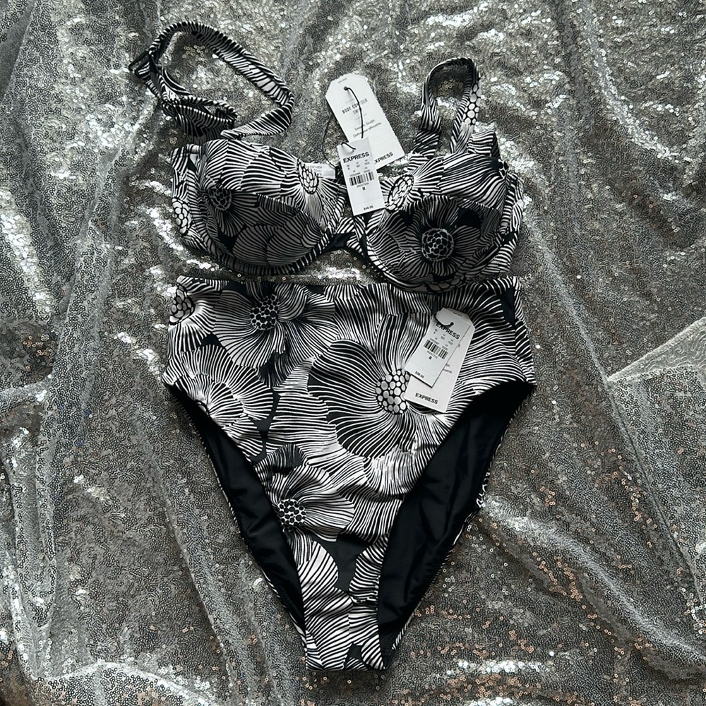 Two piece high waisted bikini